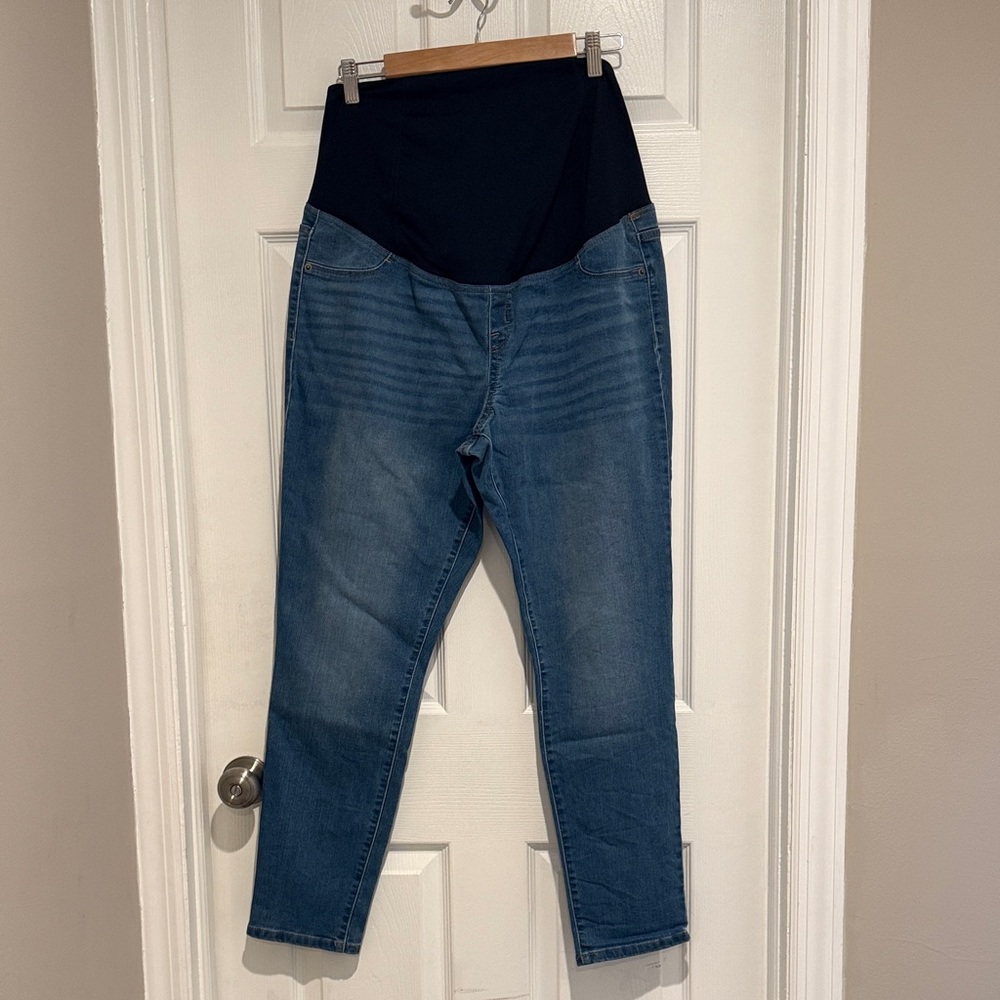 Isabel Maternity by Ingrid & Isabel Blue Jeggings